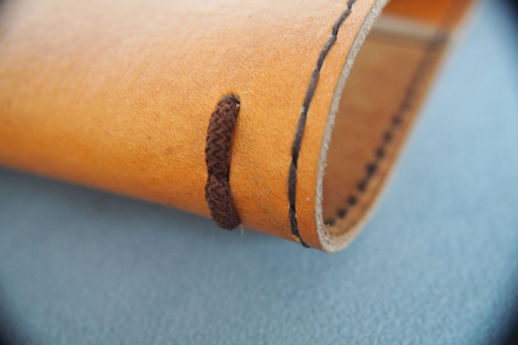 Skórzana okładka na zeszyty