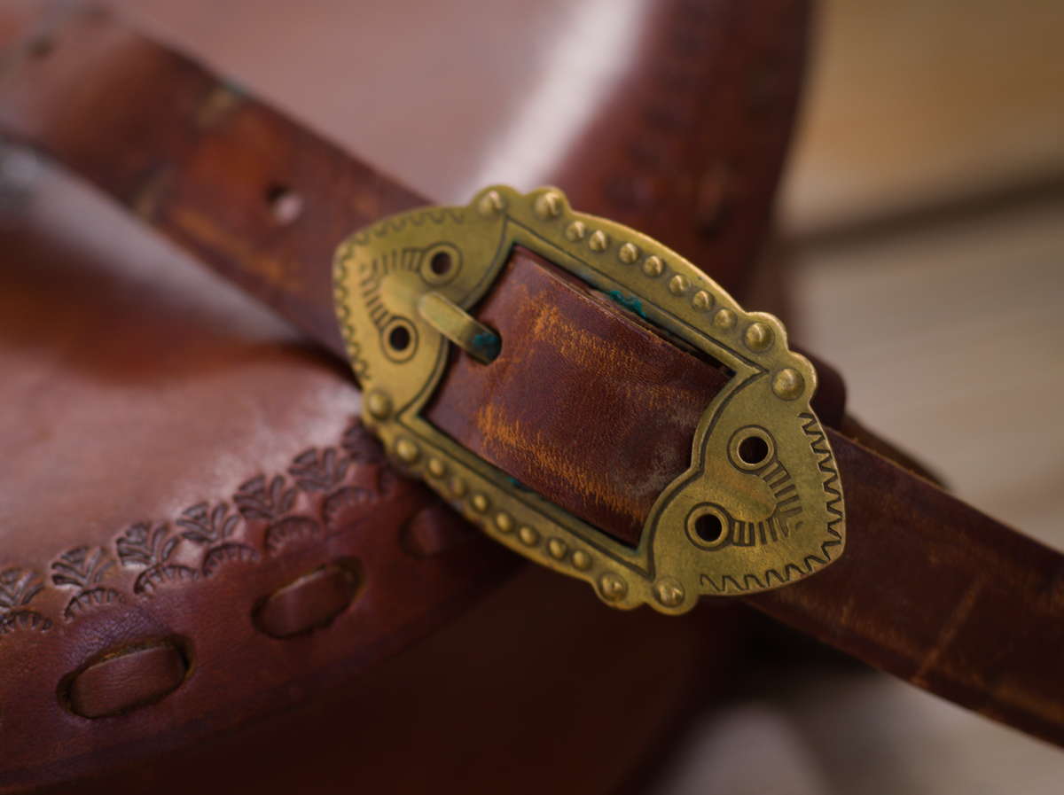 Ozdobna sprzączka torebki