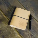 Skórzana okładka podróżnika A6, na gumkę, naturalna